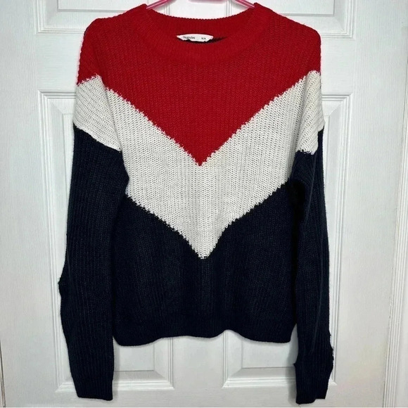 Bluenotes Cable knit  Sweater Crewneck Chevron Red, White, & Blue Size Medium - Picture 1 of 16